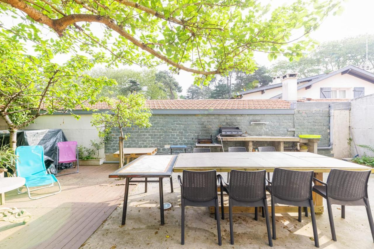 Le Doolie'S Biarritz - Siquijor Chambre Privee - Garden - Lounge Exterior foto